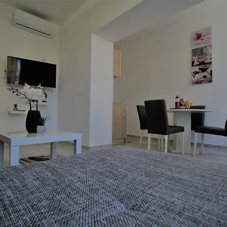 Apartment Aby & Mely